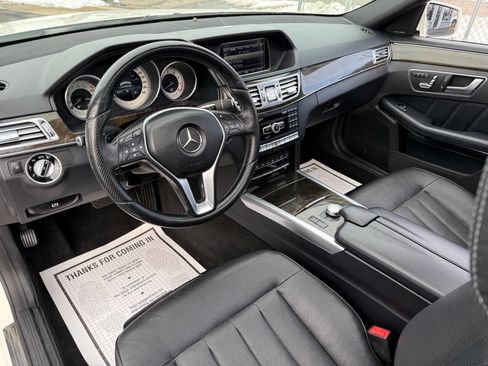 Used 2014 Mercedes-Benz E 350 4MATIC Sedan image 15