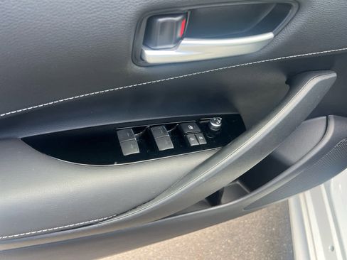 Used 2019 Toyota Corolla SE image 12