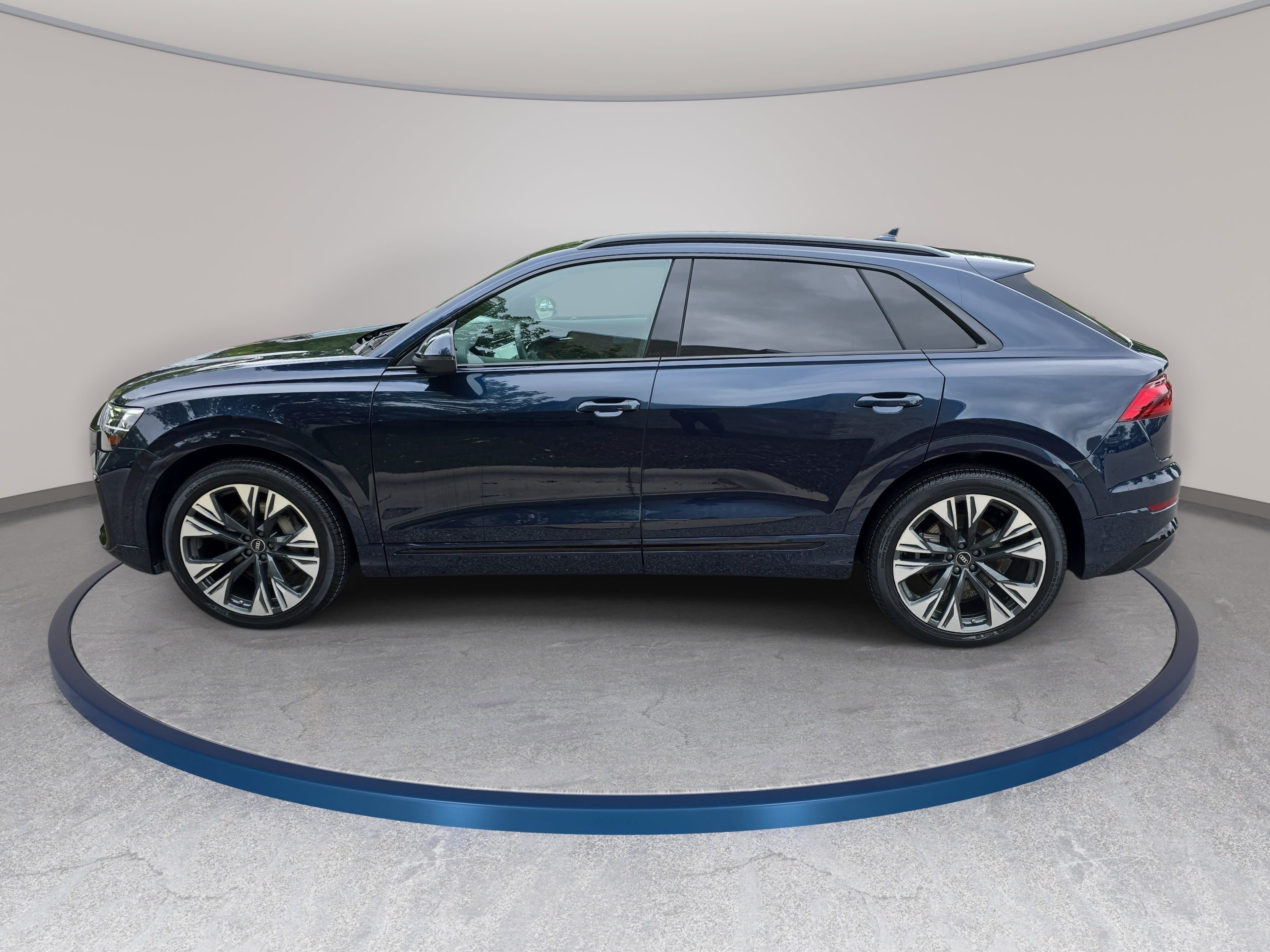 Used 2025 Audi Q8 Prestige AWD/4WD image 8