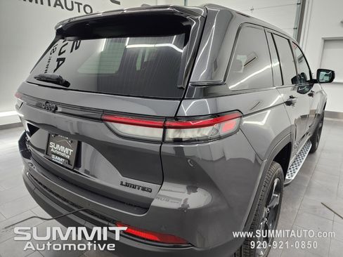 New 2025 Jeep Grand Cherokee Limited w/ Black Appearance Package image 5
