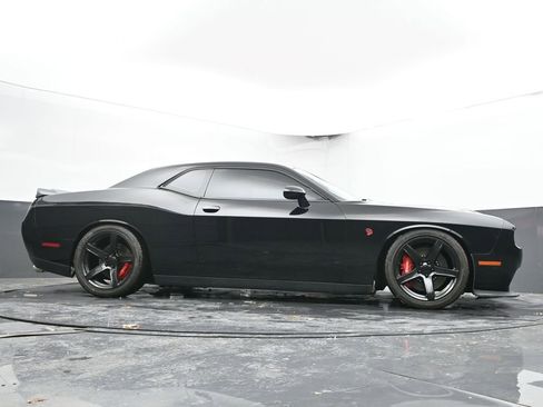 Used 2016 Dodge Challenger SRT Hellcat image 70