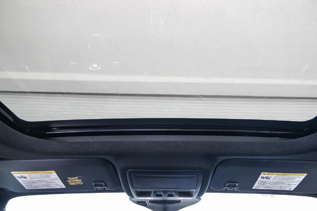 Certified 2023 Ford Escape ST-Line w/ Tech Pack #1 FWD image 17