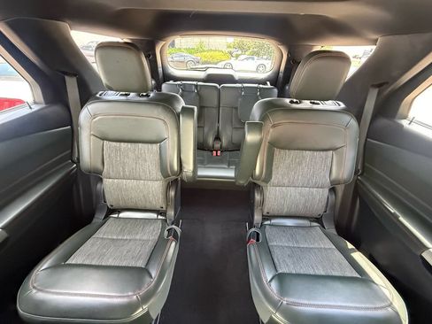 Used 2023 Ford Explorer Timberline AWD/4WD image 15
