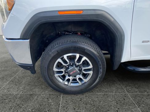 Used 2023 GMC Sierra 2500 SLT w/ Gooseneck/5TH Wheel Package AWD/4WD image 14