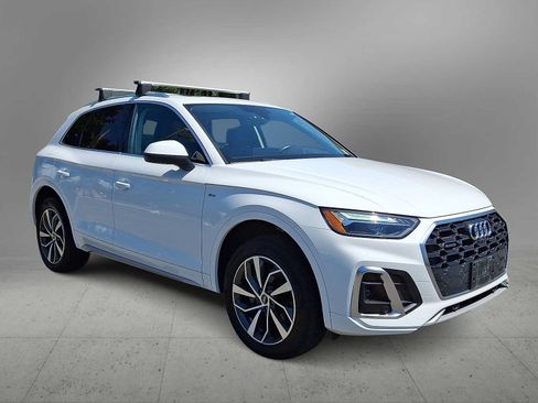 Certified 2023 Audi Q5 2.0T Premium Plus w/ Premium Plus Package AWD/4WD image 2