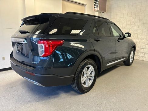 Used 2023 Ford Explorer XLT w/ Equipment Group 202A AWD/4WD image 43
