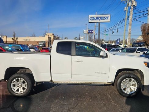 Used 2022 Chevrolet Colorado LT w/ Fleet Safety Package image 5