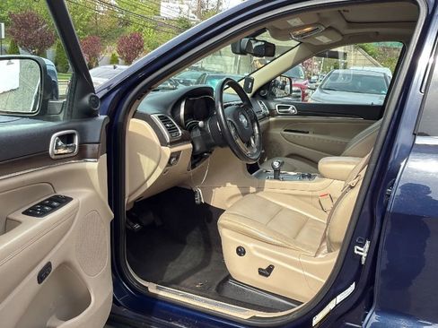 Used 2014 Jeep Grand Cherokee Limited image 22