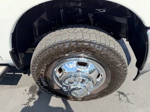 Used 2019 RAM 3500 Big Horn AWD/4WD image 14