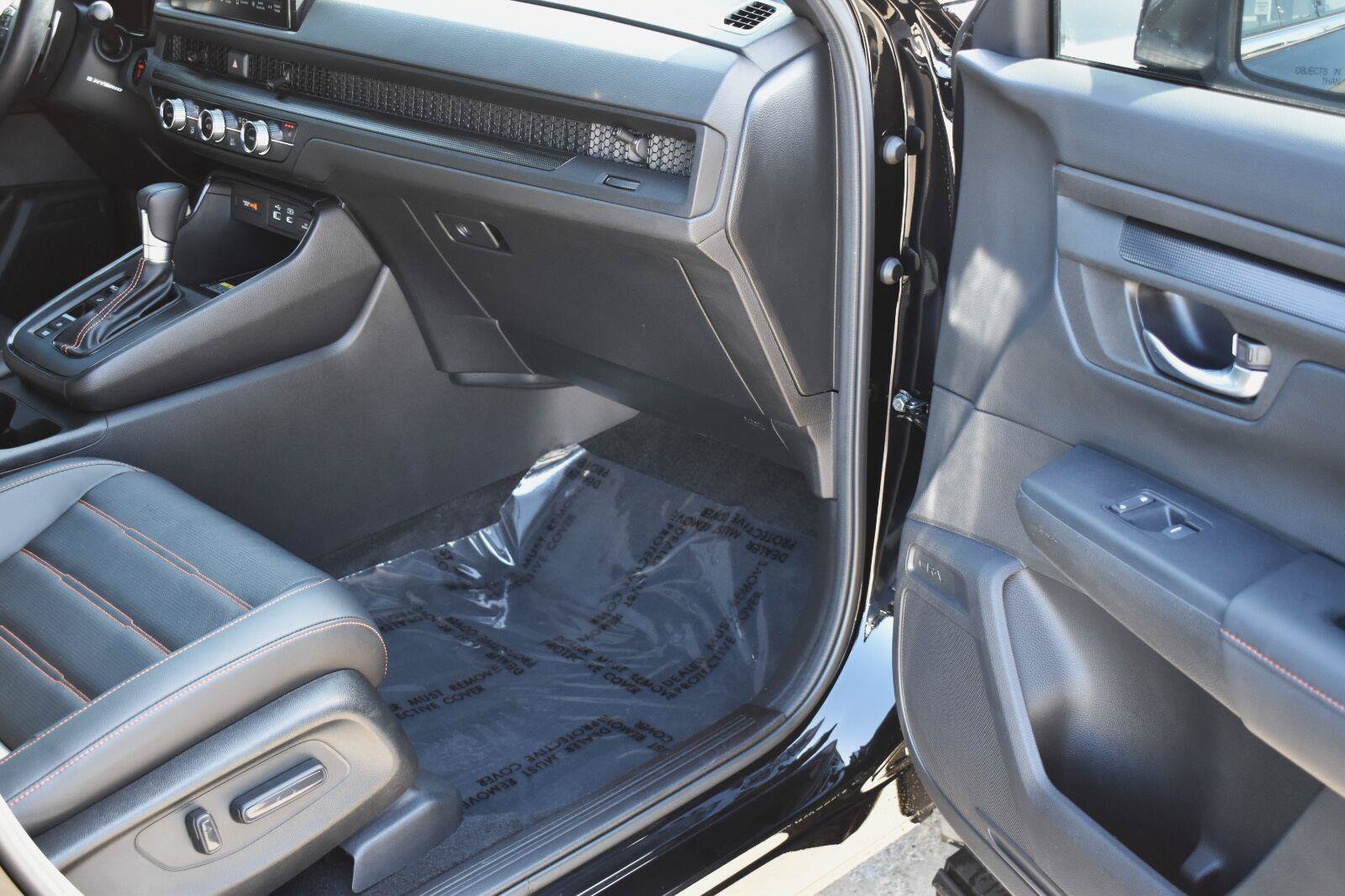 Used 2025 Honda CR-V Sport-L image 16