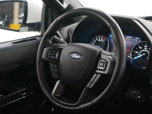 Used 2020 Ford Expedition Limited image 14