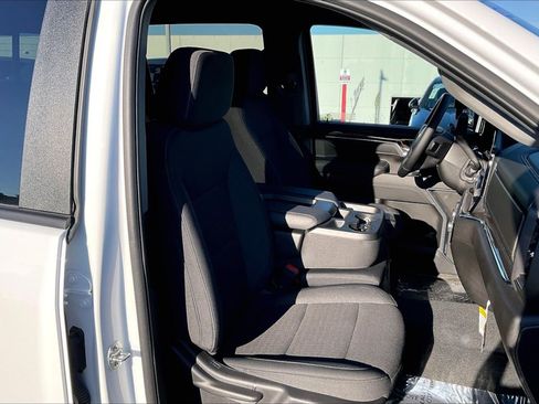 Used 2025 Chevrolet Silverado 3500 LT w/ Safety Package AWD/4WD image 7