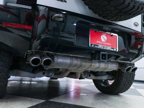 Used 2023 Land Rover Defender 110 V8 image 49