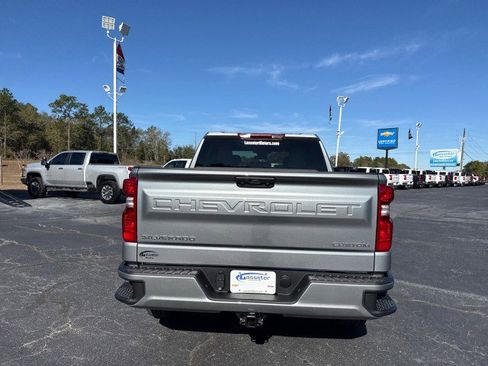 New 2026 Chevrolet Silverado 1500 Custom image 4