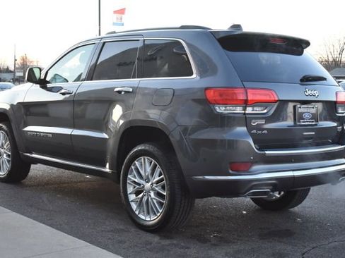 Used 2018 Jeep Grand Cherokee Summit image 16