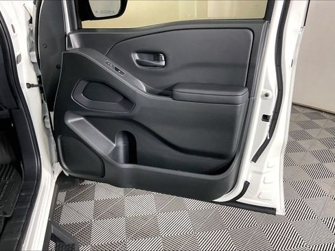 Used 2026 Nissan Frontier SV w/ SV Convenience Package AWD/4WD image 22