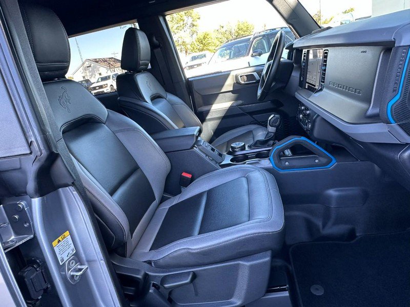 Used 2024 Ford Bronco Black Diamond w/ Sasquatch Package AWD/4WD image 15