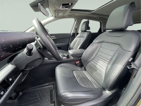 Used 2024 Kia Sportage SX Prestige image 13