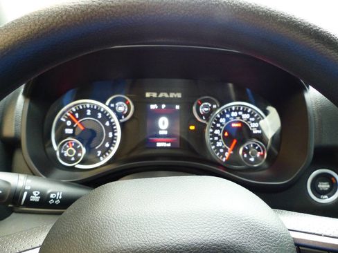 Used 2024 RAM 1500 Tradesman AWD/4WD image 36