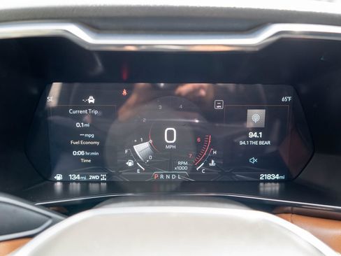 Used 2024 GMC Canyon AT4 w/ AT4 Premium Package AWD/4WD image 21