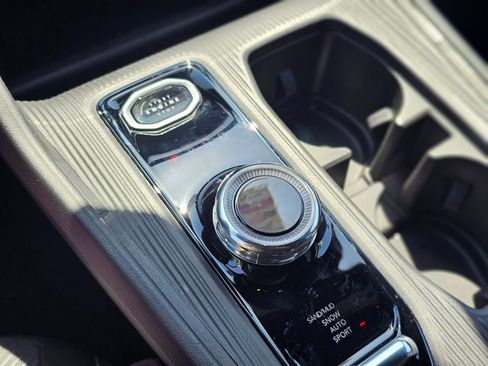 New 2026 Jeep Cherokee Laredo AWD/4WD image 16