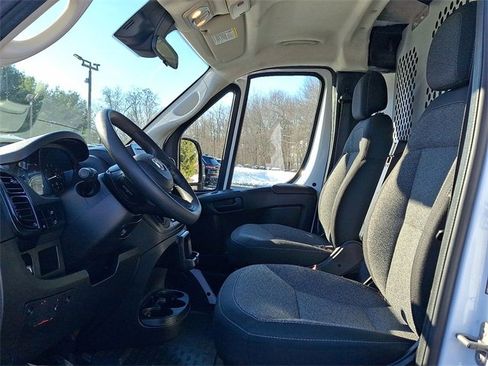 Used 2023 RAM ProMaster 2500 image 13