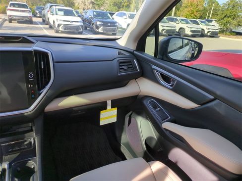 Certified 2025 Subaru Ascent Limited image 15