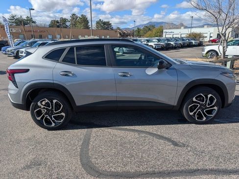New 2026 Chevrolet Trax RS w/ Driver Confidence Package image 6