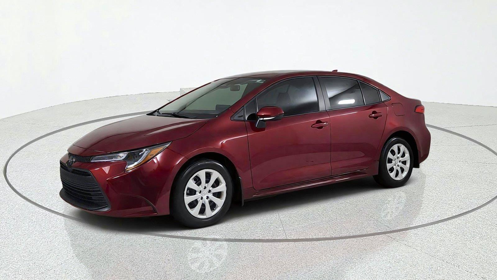 Used 2026 Toyota Corolla LE FWD image 3