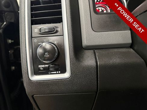 Used 2019 RAM 1500 Classic SLT w/ Black Appearance Group image 15