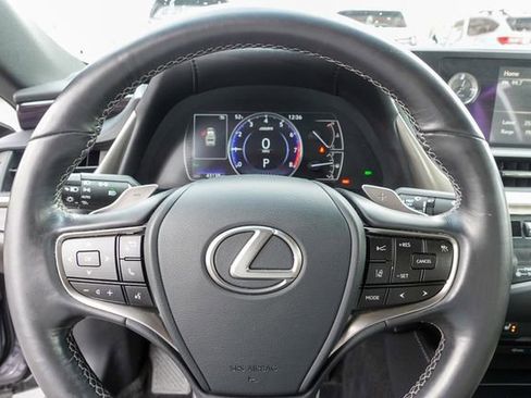 Used 2020 Lexus ES 350 w/ Premium Package image 13