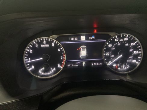 Used 2024 Nissan Pathfinder SL image 12