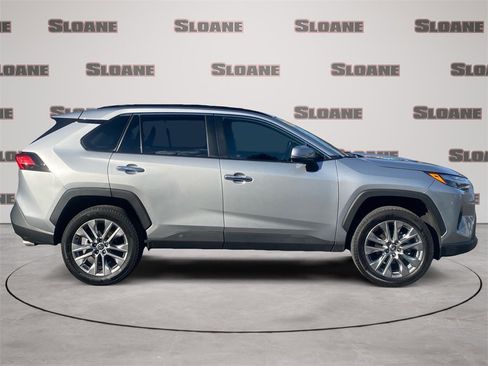 Used 2024 Toyota RAV4 Limited image 6