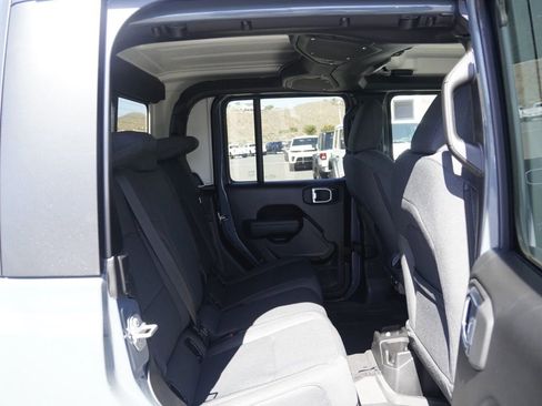 New 2026 Jeep Gladiator Willys image 24