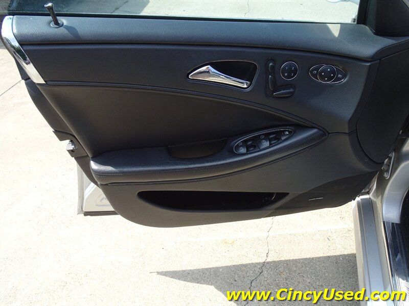 Used 2006 Mercedes-Benz CLS 55 AMG image 25