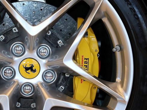 Certified 2021 Ferrari Roma image 69