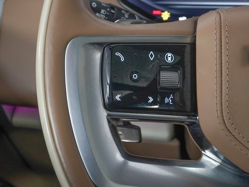 Used 2024 Land Rover Range Rover SV image 21