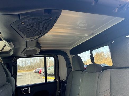 New 2026 Jeep Gladiator Sport image 24