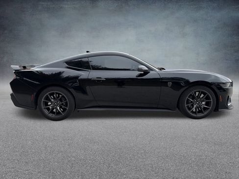 Used 2024 Ford Mustang Dark Horse image 7