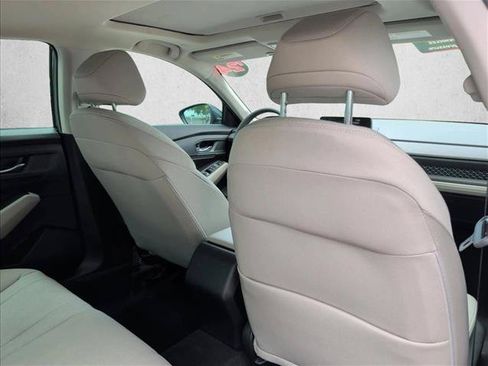Used 2024 Honda Accord EX image 25