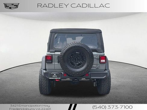 Used 2021 Jeep Wrangler Unlimited Rubicon w/ Cold Weather Group AWD/4WD image 19