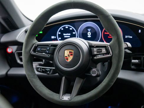 New 2025 Porsche Taycan image 12