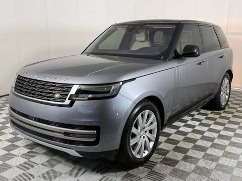 Certified 2023 Land Rover Range Rover SE image 2