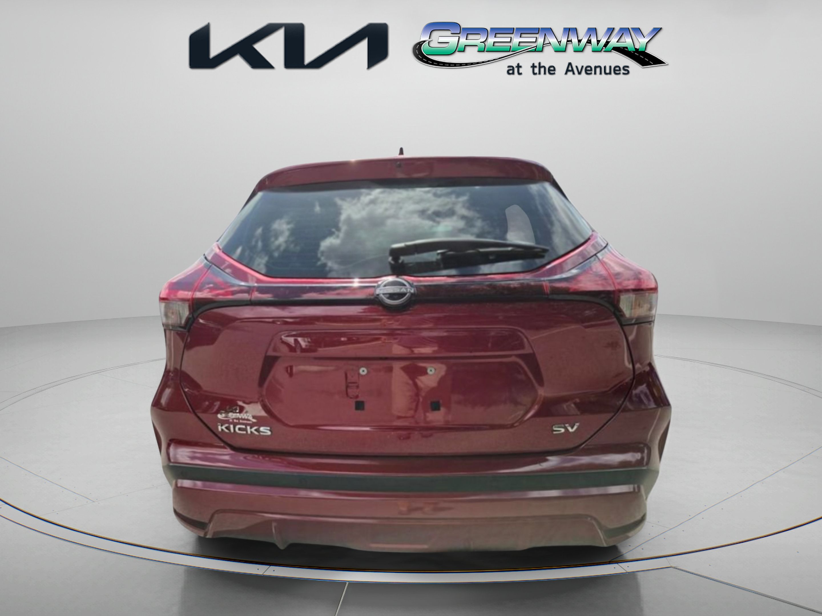 Used 2024 Nissan Kicks SV FWD image 6