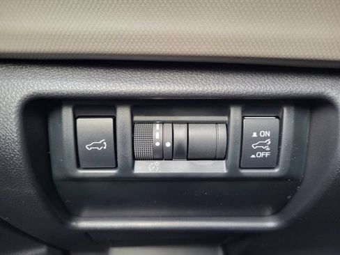 Certified 2026 Subaru Forester Premium w/ Base/Premium Package AWD/4WD image 29