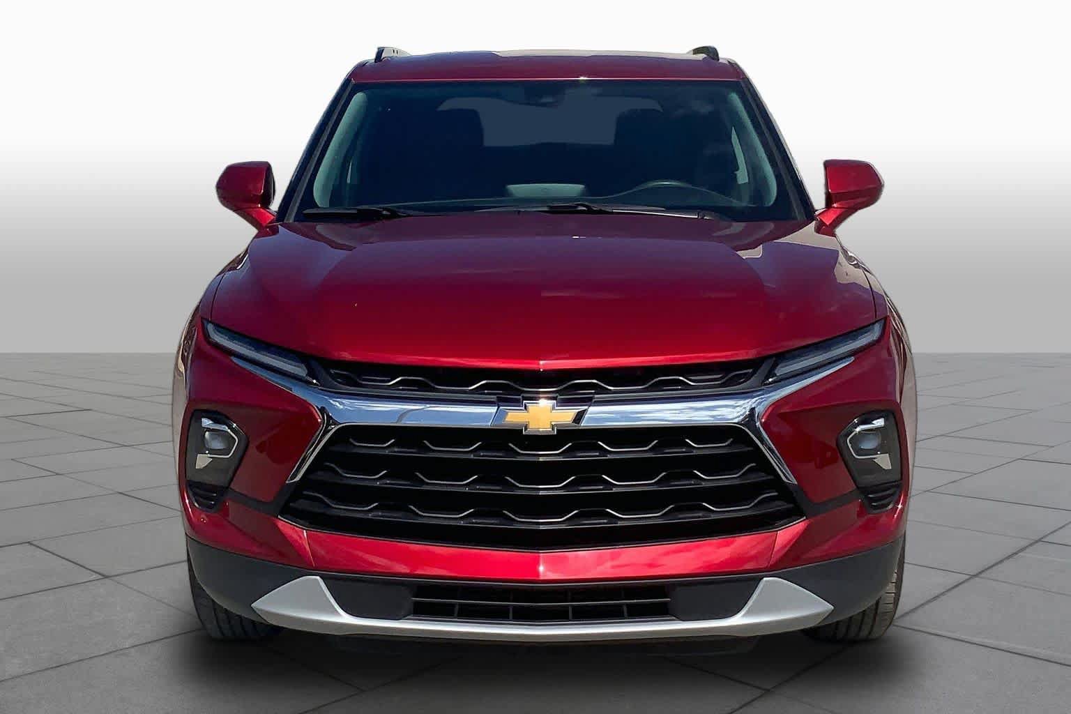 Used 2024 Chevrolet Blazer LT w/ Convenience Package FWD image 4