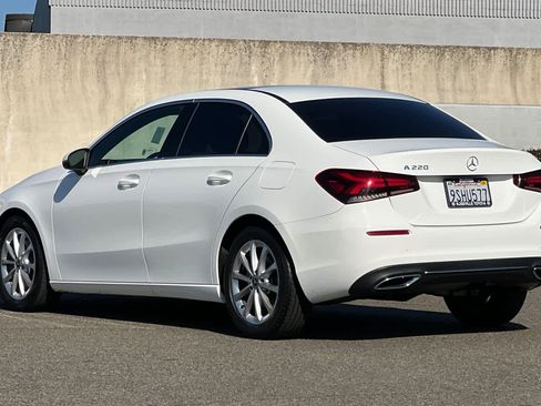 Used 2021 Mercedes-Benz A 220 image 7