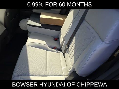 New 2026 Hyundai Santa Fe SEL image 5