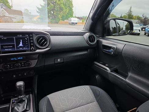 Certified 2023 Toyota Tacoma TRD Sport AWD/4WD image 20