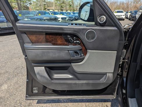 Used 2020 Land Rover Range Rover HSE AWD/4WD image 12